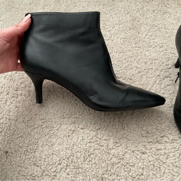 Aerosoles Epigram Pointed Toe Heeled Bootie, Size 10 - Picture 3 of 8